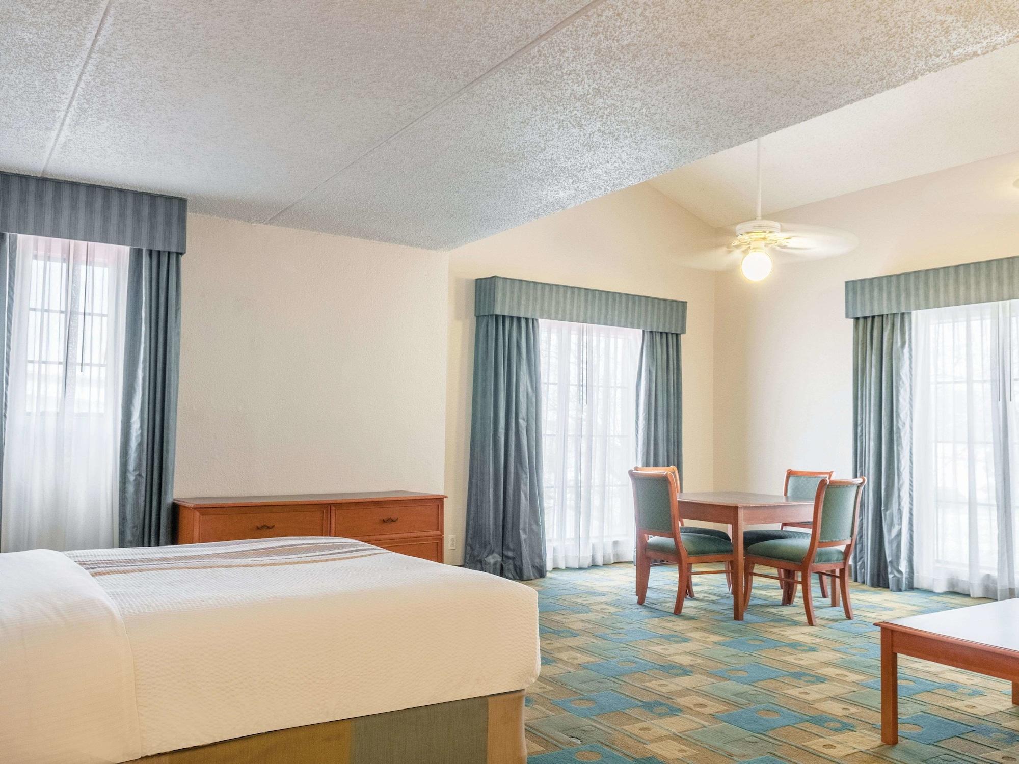 La Quinta Inn By Wyndham New Orleans West Bank / Gretna Esterno foto