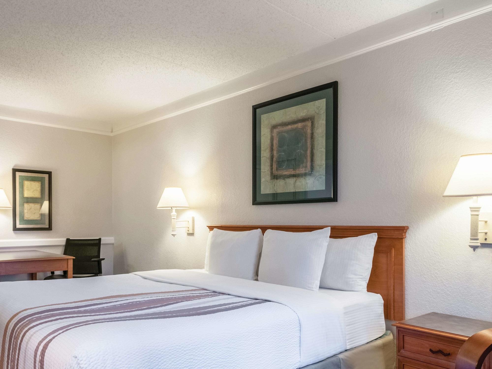 La Quinta Inn By Wyndham New Orleans West Bank / Gretna Esterno foto